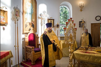 В саратовских храмах отметили День Крещения Руси