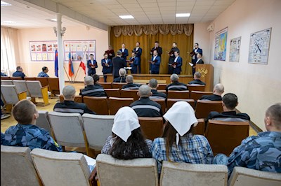 Архиерейский хор Саратовской митрополии выступил в СИЗО