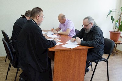 Студенты заочного сектора семинарии сдали итоговый экзамен
