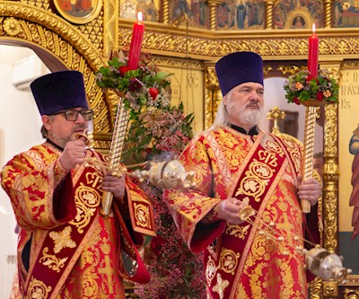 Божественная литургия в храме великомученика Георгия Победоносца г. Саратова