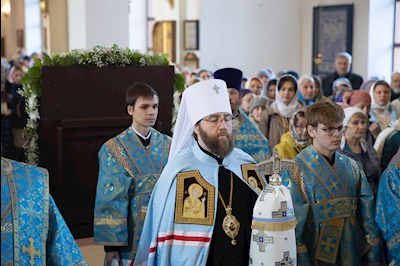 Митрополит Игнатий возглавил соборное архиерейское богослужение в Казанском храме г. Саратова