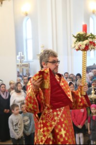 Митрополит Лонгин возглавил Литургию с сурдопереводом
