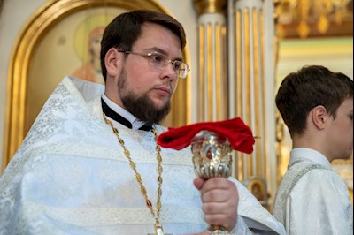 Митрополит Игнатий совершил Божественную литургию в Покровском соборе г. Саратова