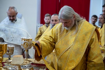 Митрополит Игнатий совершил Божественную литургию в Свято-Алексиевском женском монастыре г. Саратова