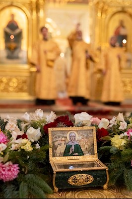 Митрополит Игнатий совершил Божественную литургию и молебен на новый год в Покровском соборе г. Саратова