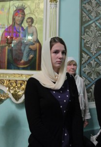 Божественная литургия в Духосошественском кафедральном соборе города Саратова