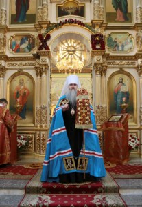 Божественная литургия в храме в честь Покрова Пресвятой Богородицы г.Саратова