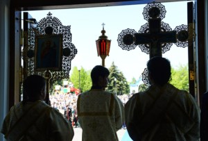 Митрополит Лонгин сослужил Святейшему Патриарху Кириллу на Божественной литургии в Спасо-Вознесенском соборе г.Ульяновска