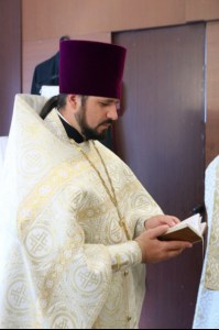 Божественная литургия в храме во имя святителя Тихона, епископа Воронежского, Задонского чудотворца г.Саратова