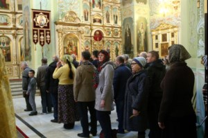 Божественная литургия в храме в честь Покрова Пресвятой Богородицы г. Саратова