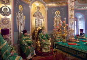 Божественная литургия в Свято-Троицком кафедральном соборе г.Саратова