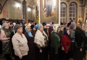 Божественная литургия в Свято-Троицком кафедральном соборе г. Покровска