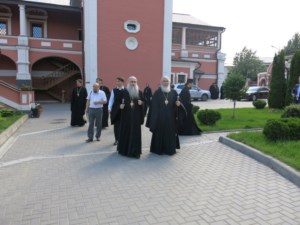 Председатель Издательского совета Митрополит Климент посетил храмы Саратовской епархии