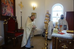 Совершены Чин положения антиминса и первая Литургия в Успенском храме г. Вольска