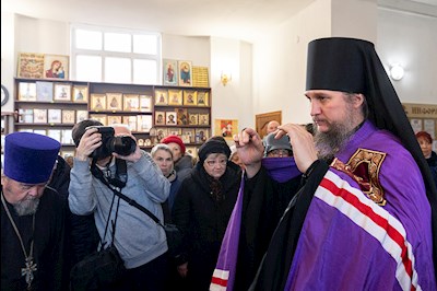 Божественная литургия в храме в честь Казанской иконы Божией Матери г. Саратова