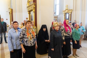 Божественная литургия в храме великомученика Георгия Победоносца г. Саратова