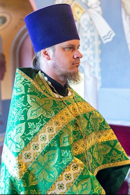 Божественная литургия в Свято-Троицком кафедральном соборе г. Саратова