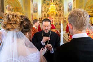 Таинство Венчания в Покровском храме г. Саратова