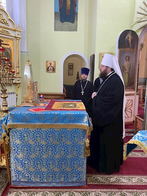 Митрополит Игнатий посетил Казанский храм Петровска