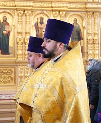Митрополит Игнатий совершил Божественную литургию в храме Казанской иконы Божией Матери г. Саратова