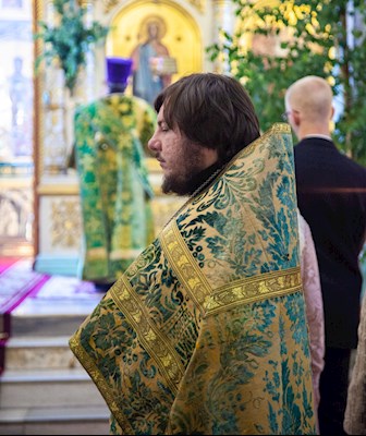 Божественная литургия в храме Сошествия Святого Духа г. Саратова