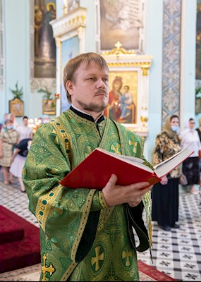 Митрополит Игнатий совершил всенощное бдение в Свято-Духовском соборе г. Саратова