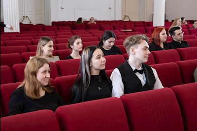 Регент Архиерейского хора провел открытый мастер-класс