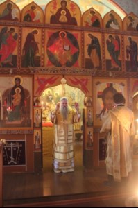 Божественная литургия на подворье Троице-Сергиевой Лавры — Спасском храме села Деулино Сергиево-Посадского района Московской области