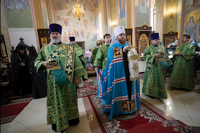 Митрополит Игнатий совершил Божественную литургию в Иоанновском женском монастыре в пос. Алексеевка Хвалынского района