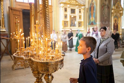 Митрополит Игнатий совершил Божественную литургию в Покровском соборе г. Саратова
