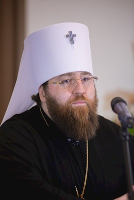 Митрополит Игнатий вручил дипломы выпускникам СПДС