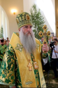 Божественная литургия и Великая вечерня в Свято-Троицком соборе Вольска