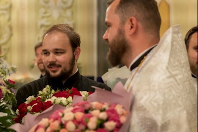 Митрополит Игнатий совершил ночную Божественную литургию в Покровском соборе г. Саратова