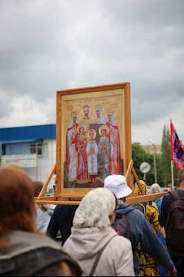 Митрополит Игнатий совершил Литургию в храме великомученика Георгия Победоносца г. Саратова