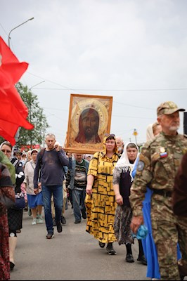 Митрополит Игнатий совершил Литургию в храме великомученика Георгия Победоносца г. Саратова