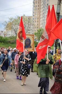 Митрополит Игнатий совершил Литургию в храме великомученика Георгия Победоносца г. Саратова