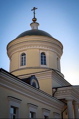 Божественная литургия в храме новомучеников и исповедников Саратовских г. Саратова