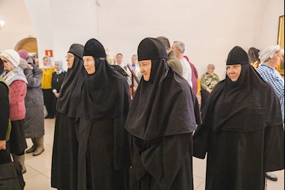 Архиереи Саратовской митрополии совершили Божественную литургию в соборном храме святого благоверного князя Александра Невского г. Ртищево