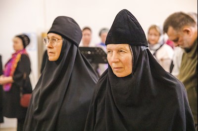 Архиереи Саратовской митрополии совершили Божественную литургию в соборном храме святого благоверного князя Александра Невского г. Ртищево