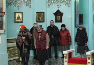 Архиепископ Элистинский и Калмыцкий Юстиниан совершил Божественную литургию в Духосошественском кафедральном соборе города Саратова