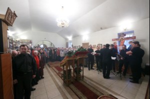 Божественная литургия в храме во имя священномученика Космы Саратовского
