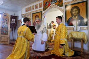 Чин Великого освящения и Божественная литургия в храме святого пророка Илии в селе Липовка Базарно-Карабулакского района