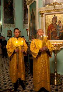 Всенощное бдение в храме в честь Сошествия Святого Духа города Саратова