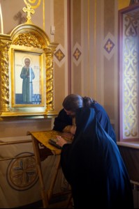 Божественная литургия в Свято-Троицком кафедральном соборе г. Саратова