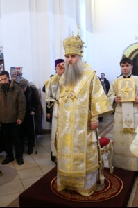 Божественная литургия в храме во имя святого великомученика Георгия Победоносца города Саратова