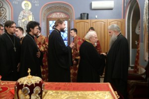 Всенощное бдение в Свято-Троицком кафедральном соборе Саратова