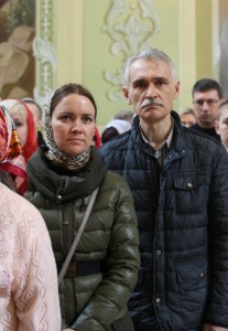 Божественная литургия в храме в честь Покрова Пресвятой Богородицы г.Саратова