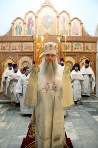 Божественная литургия и панихида в храме во имя святителя и чудотворца Николая на Елшанском кладбище г. Саратова