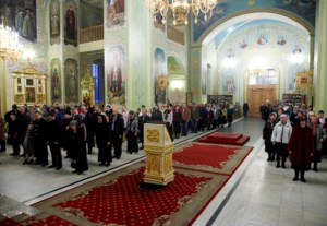 Всенощное бдение в храме в честь Покрова Пресвятой Богородицы г. Саратова