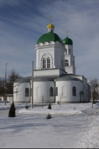 Божественная литургия в храме во имя Живоначальной Троицы Покровска (Энгельса)